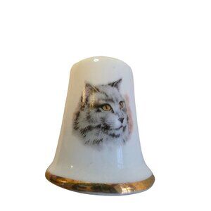 Porcelain Cat Thimble With Gold Trim Fine Bone China Made In England Collectible